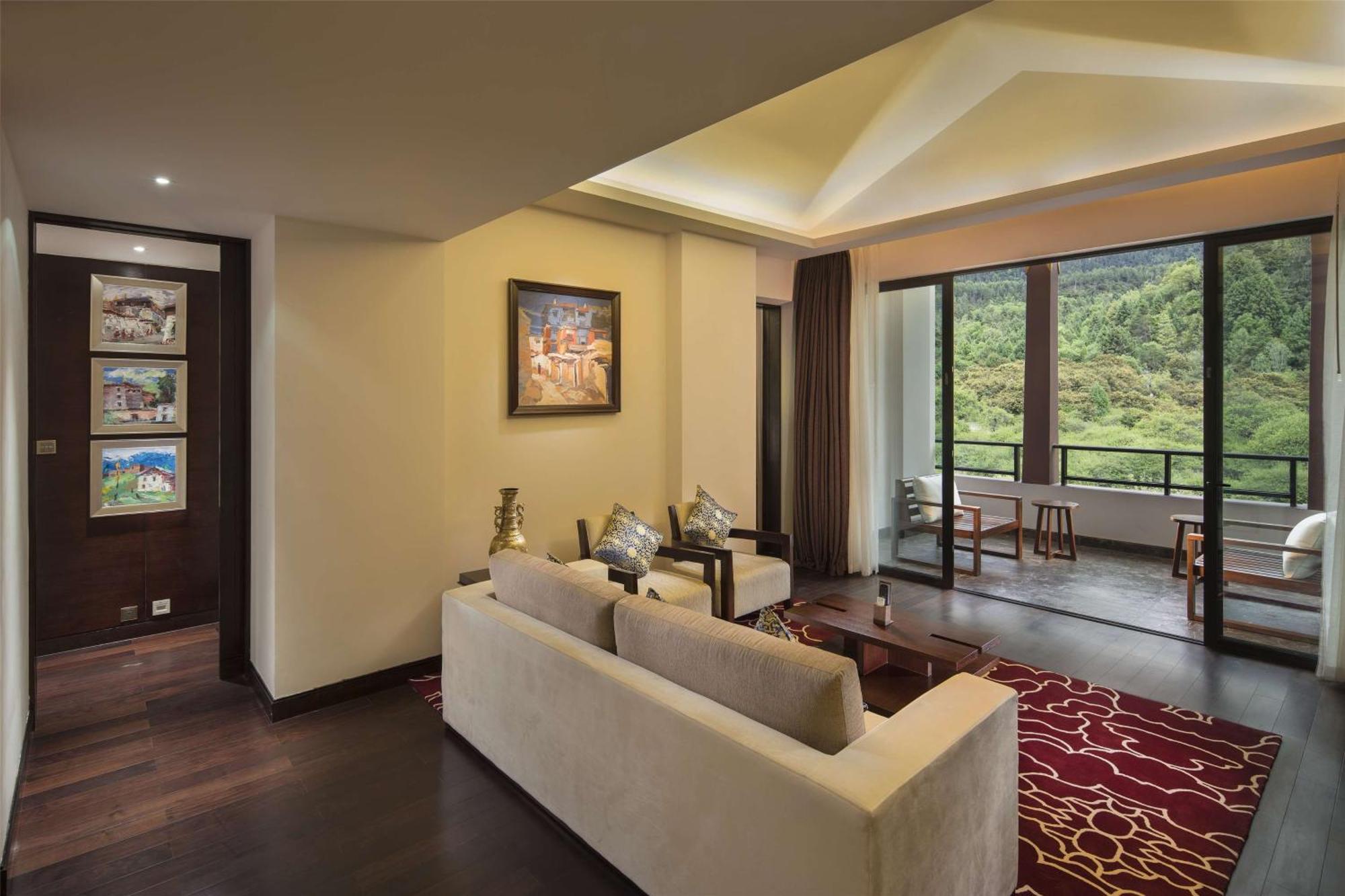 Hilton Linzhi Resort Ньингчи Экстерьер фото