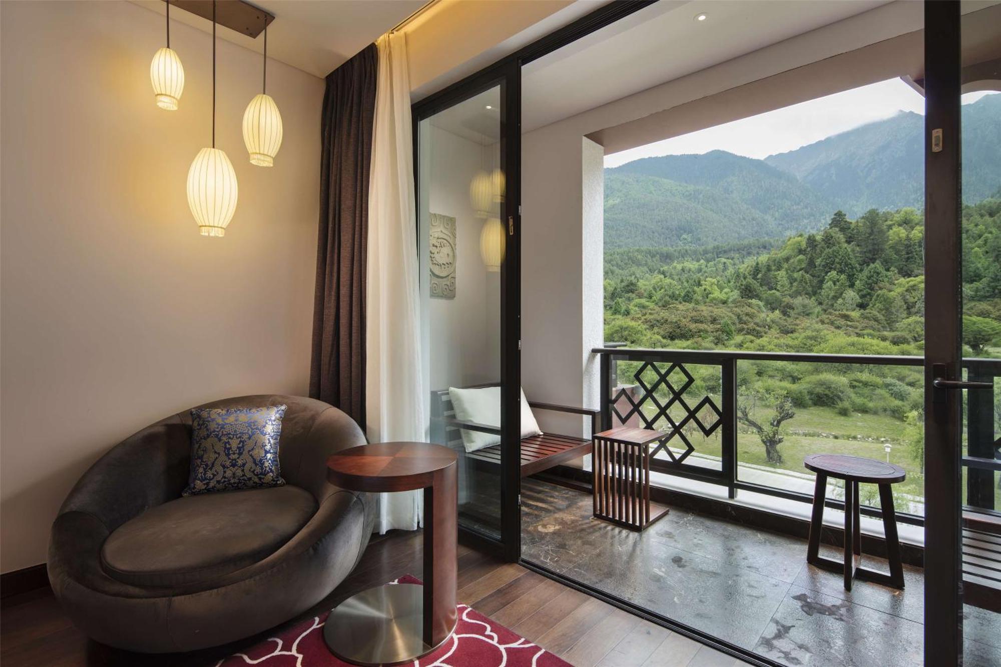 Hilton Linzhi Resort Ньингчи Экстерьер фото
